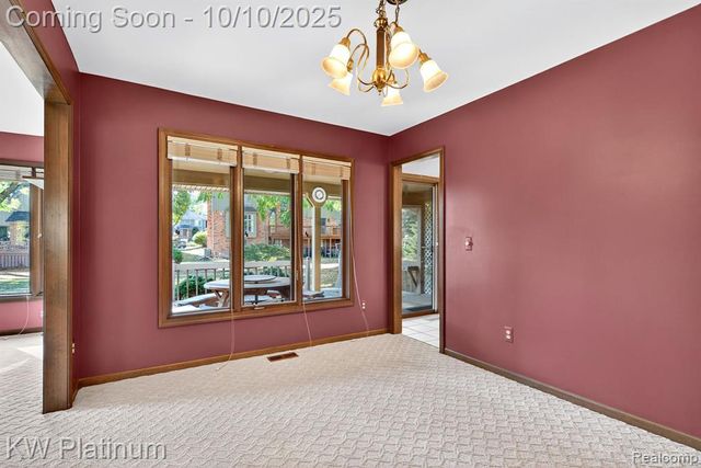 842 Timberline Drive, Rochester Hills, MI 48309