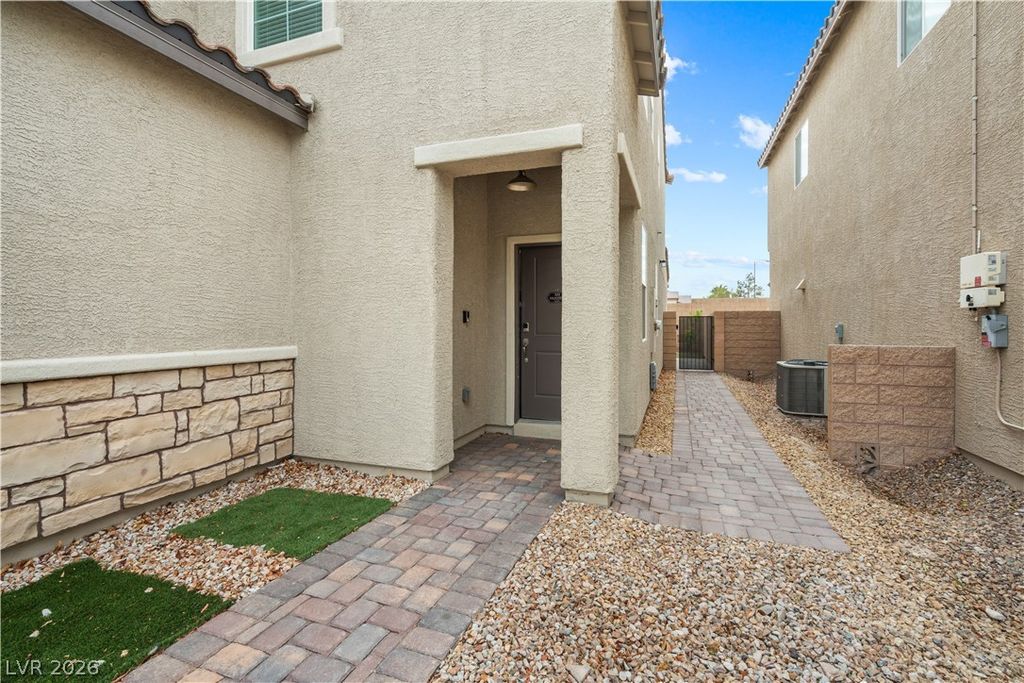 135 Moon Ranch Avenue, North Las Vegas, NV 89031 — photo 4