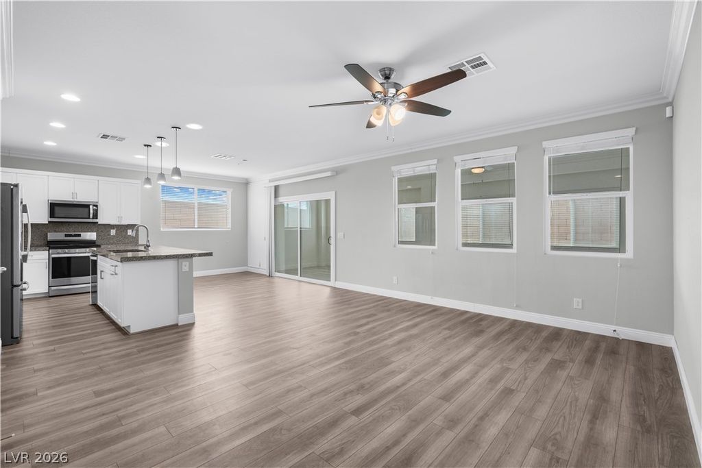 135 Moon Ranch Avenue, North Las Vegas, NV 89031 — photo 5