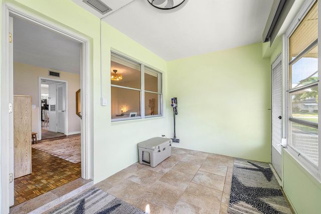 1010 Circle Terrace E C, Delray Beach, FL 33445