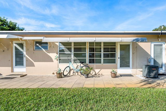 1010 Circle Terrace E C, Delray Beach, FL 33445