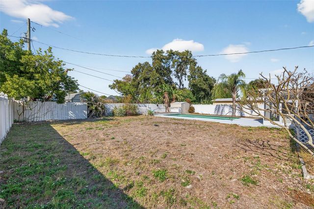 15536 BRISTOL CIRCLE E, Clearwater, FL 33764