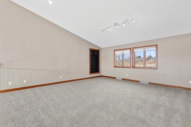 3361 North Road, Blue Mounds, WI 53517