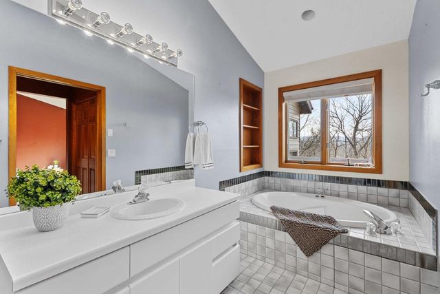 3361 North Road, Blue Mounds, WI 53517