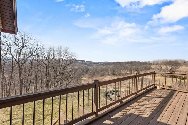 3361 North Road, Blue Mounds, WI 53517