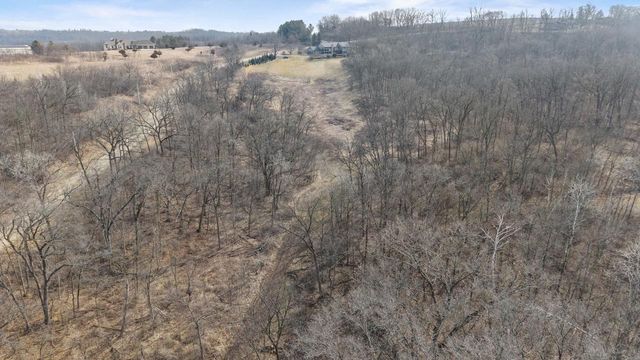 3361 North Road, Blue Mounds, WI 53517