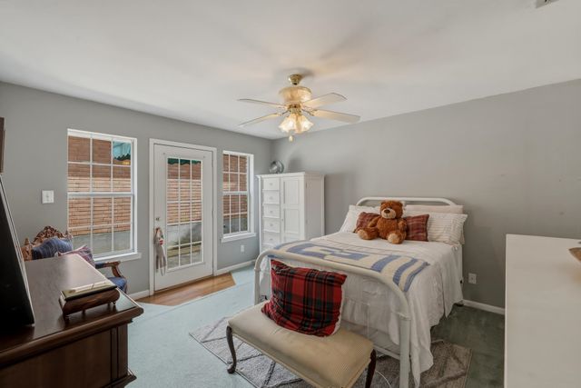 803 Montreal, Longview, TX 75601