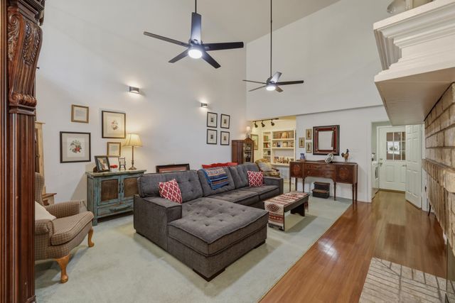 803 Montreal, Longview, TX 75601