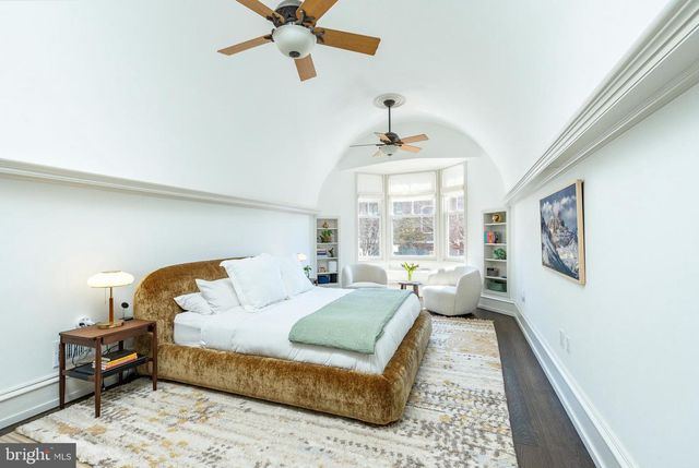 632 SPRUCE STREET, Philadelphia, PA 19106