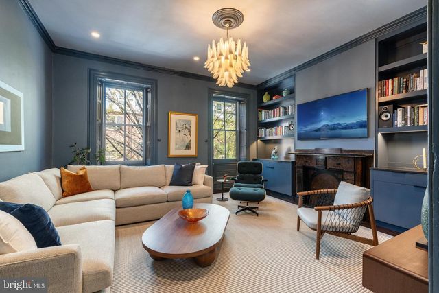 632 SPRUCE STREET, Philadelphia, PA 19106