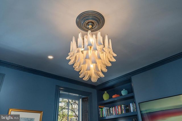 632 SPRUCE STREET, Philadelphia, PA 19106