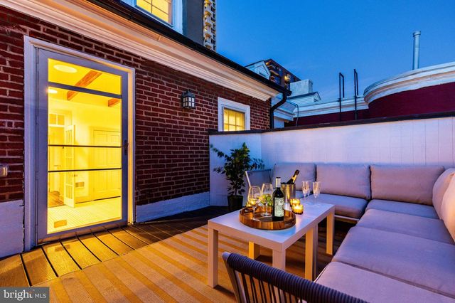 632 SPRUCE STREET, Philadelphia, PA 19106