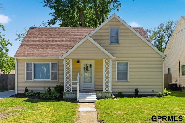 111 W Hudspith Street, Valley, NE 68064