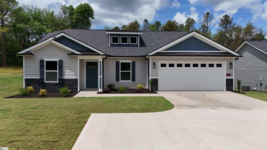 1306 Fairview Road, Gaffney, SC 29341