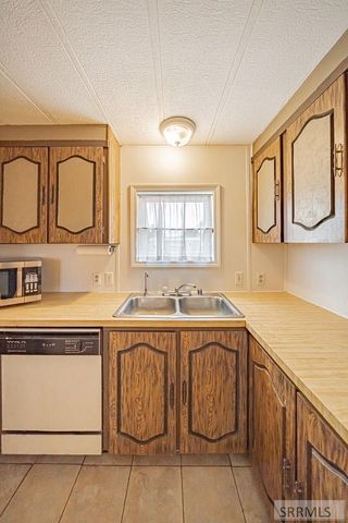 251 E 90 S, Blackfoot, ID 83221