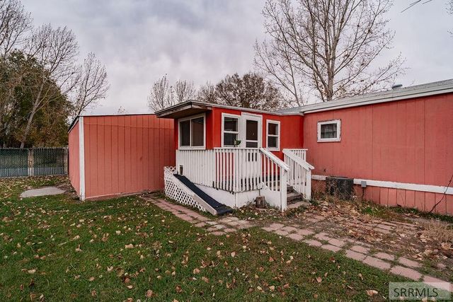 251 E 90 S, Blackfoot, ID 83221