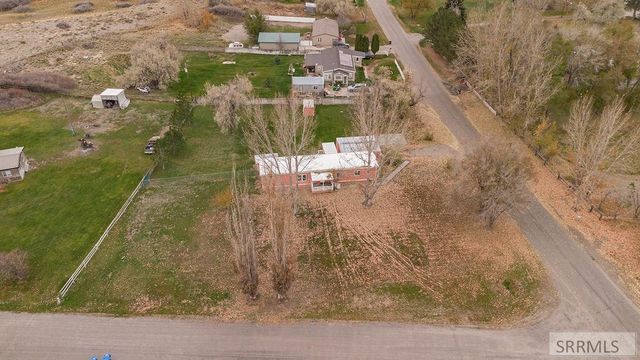 251 E 90 S, Blackfoot, ID 83221