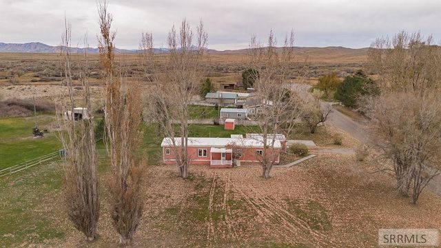 251 E 90 S, Blackfoot, ID 83221