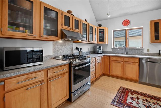14 Allen Street, Madison, WI 53726