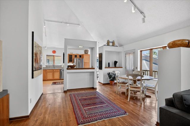 14 Allen Street, Madison, WI 53726