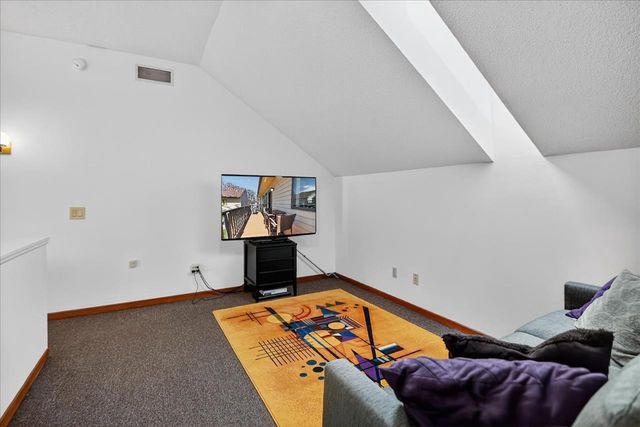 14 Allen Street, Madison, WI 53726