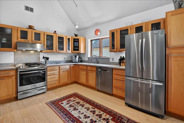14 Allen Street, Madison, WI 53726