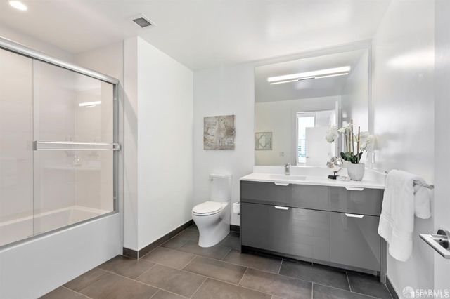 1000 3rd Street 1204, San Francisco, CA 94158