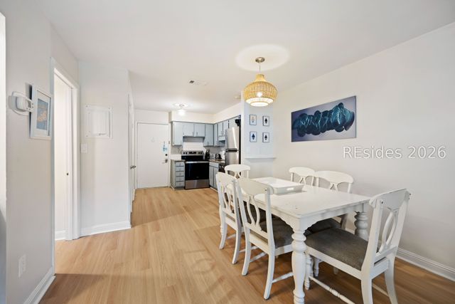 45 Folly Field Rd Apt 16L, Hilton Head Island, SC 29928