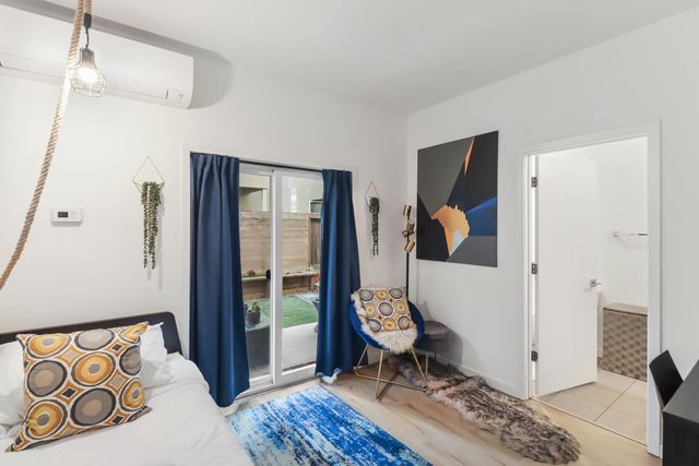 425 Outrigger Ln, West Sacramento, CA 95605