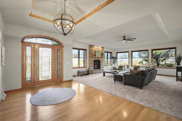 1854 Sheryl Lane, Stoughton, WI 53589