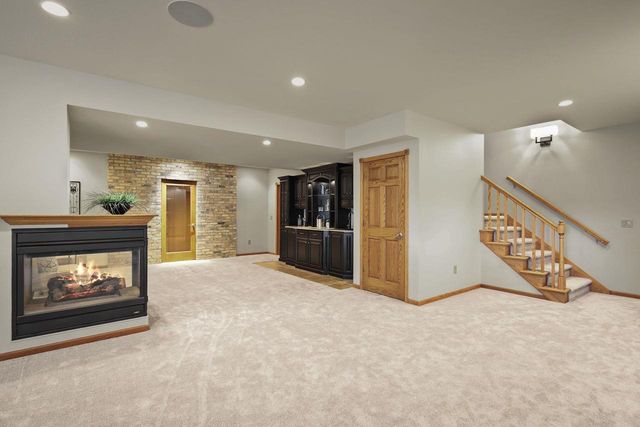 1854 Sheryl Lane, Stoughton, WI 53589