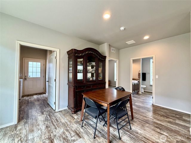 642 Weatherwax Loop NE, Ocean Shores, WA 98569