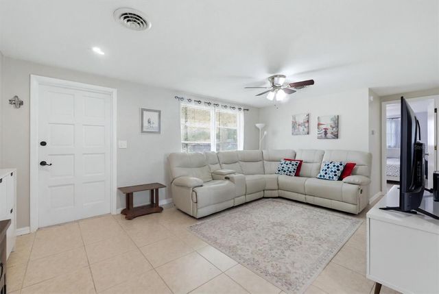 329 SAN BENITO AVENUE, North Port, FL 34287