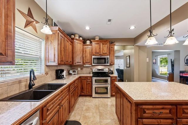 429 Main Street, Linwood, KS 66052