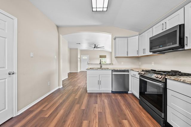 250 Western DR, Kyle, TX 78640