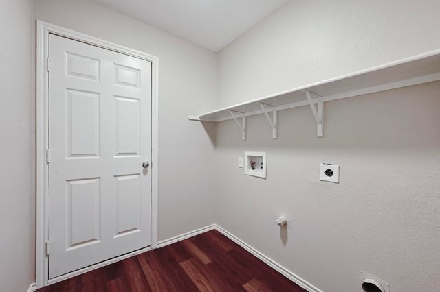 250 Western DR, Kyle, TX 78640