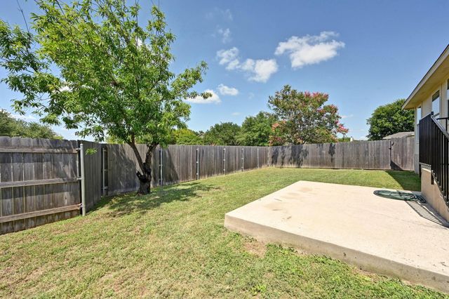 250 Western DR, Kyle, TX 78640