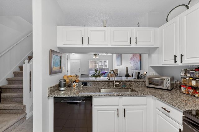 2371 LAKE WOODBERRY CIRCLE, Brandon, FL 33510