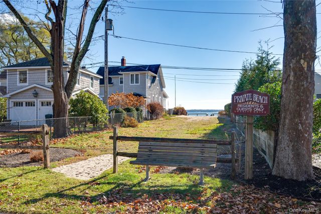 59 Lockitt Drive, Riverhead, NY 11901