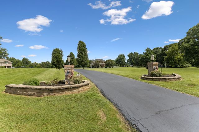 1810 Savannah Springs Dr, Franklin, TN 37064