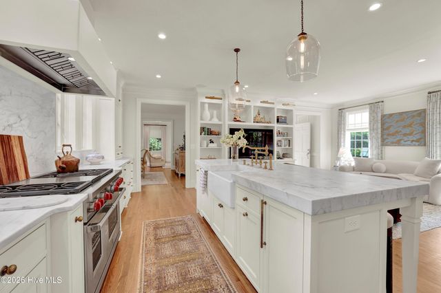 1411 Live Oak Parkway, Wilmington, NC 28403