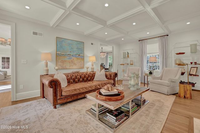 1411 Live Oak Parkway, Wilmington, NC 28403