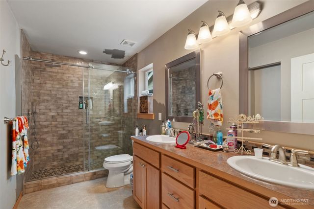 8992 Denise Place NE, Bremerton, WA 98311