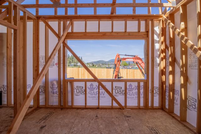 2736 Denton Trail, Grants Pass, OR 97527