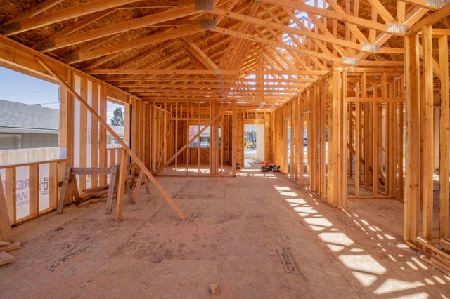 2736 Denton Trail, Grants Pass, OR 97527