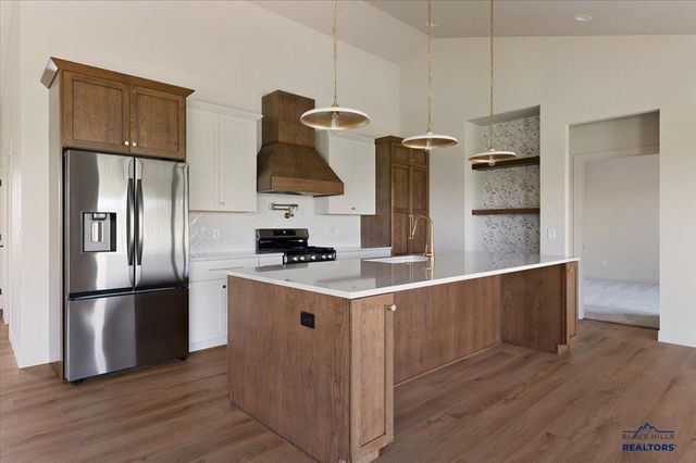 7726 BROOKS LOOP, Spearfish, SD 57783