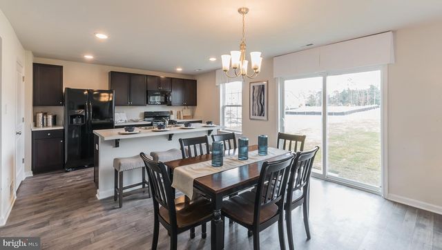 319 MONTEREY DR, Egg Harbor Township, NJ 08234