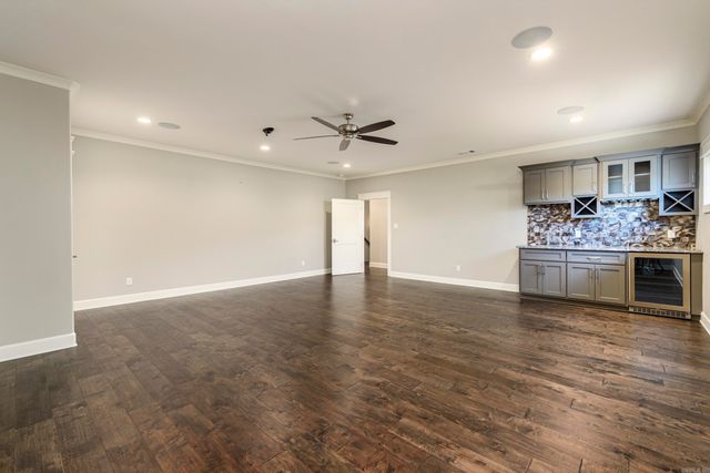 43 Falstone Drive, Little Rock, AR 72223