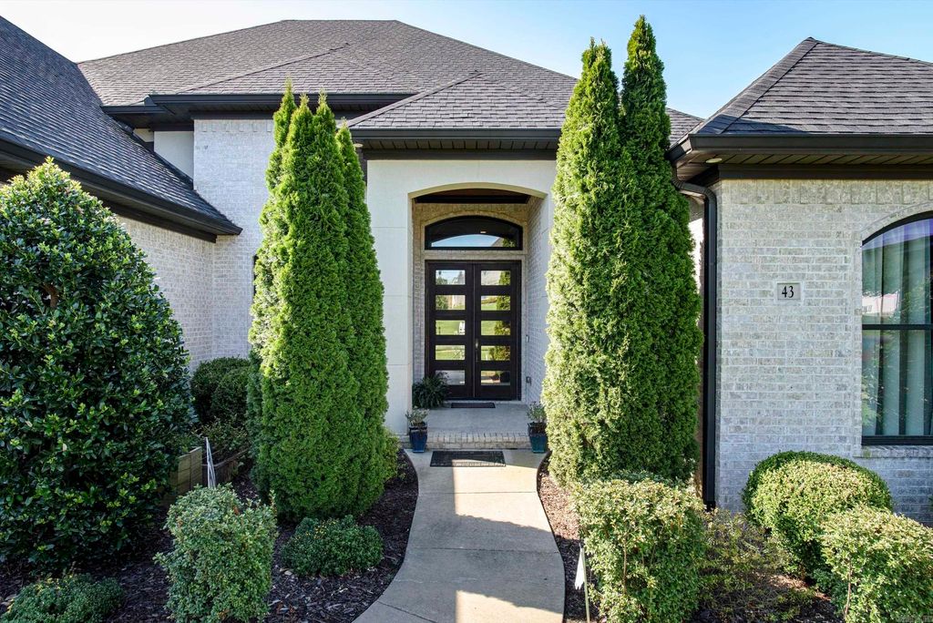 43 Falstone Drive, Little Rock, AR 72223