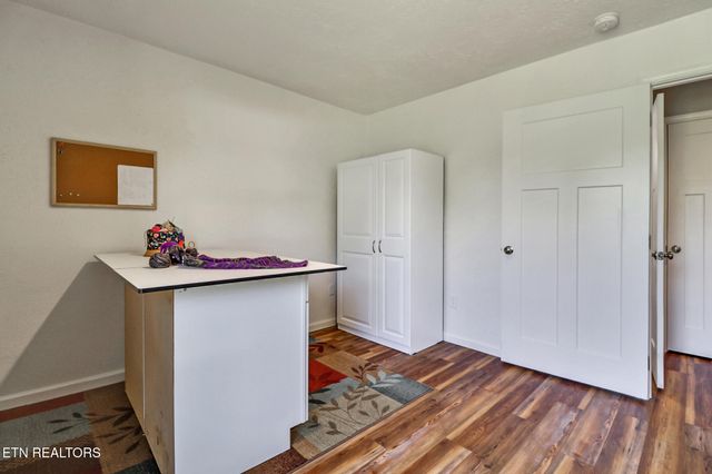 526 Turkey Oak Rd, Crossville, TN 38555